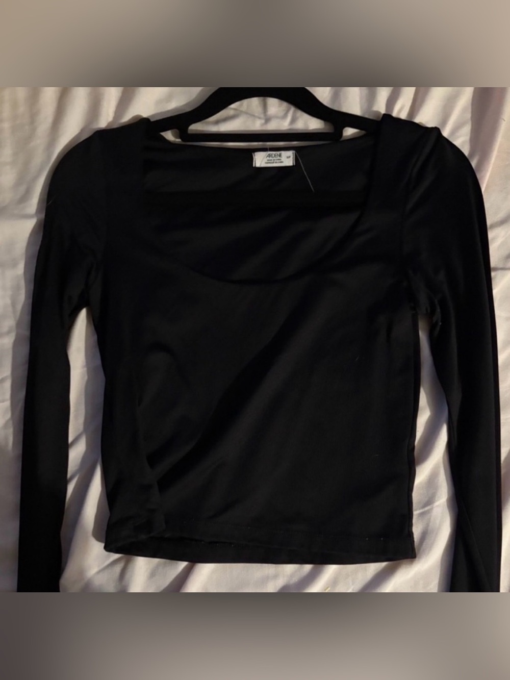 2/$25💌 Ardene Black Scoop-Neck Crop Top
